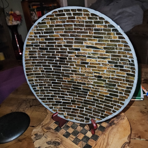 Three Hands Corp Vintage charger /decorative mosaic gold flake glass plate - Picture 7 of 9